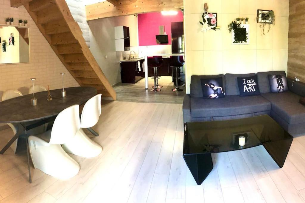 Duplex Atypique 20' De Toulouse Leguevin Exterior foto